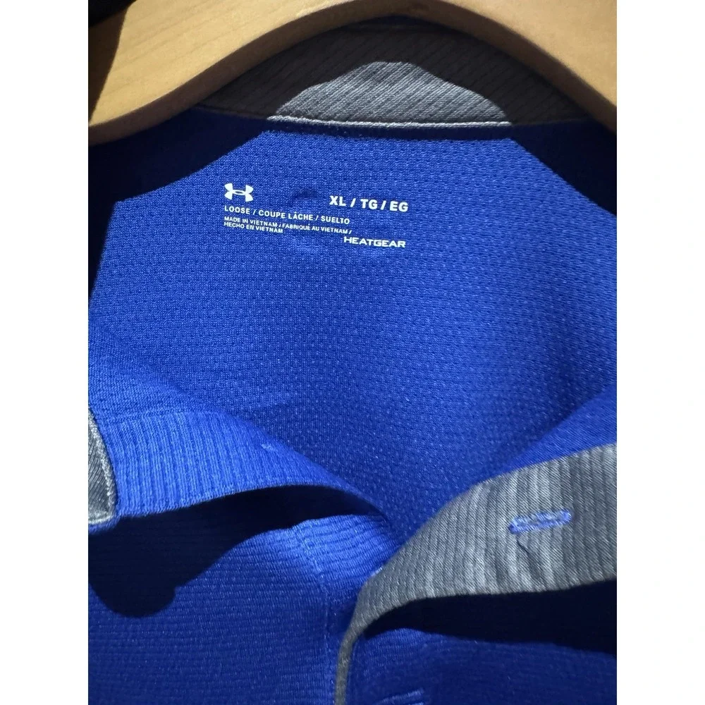 Under Armour HeatGear T-Shirt Men's Size‎ XL Deep Blue Short Slv Collared Sport